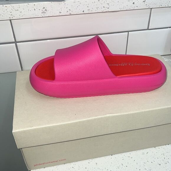 J Slides Beach Slides Squish Sandal in Fuchsia and Red Eva size 8 - Picture 7 of 8
